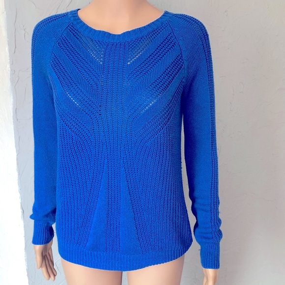 Pink Rose Blue Sweater - Picture 4 of 8